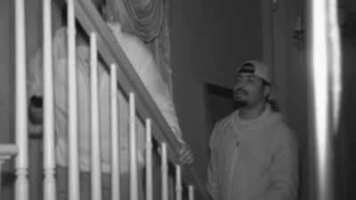 What's that?
They said this is where Taylor... - Ghost Brothers: Lights Out