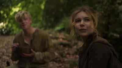 -What's that?
-This is where we are. - Britannia