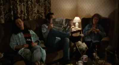 What's that that's on, Sharon? - "Screen Two" The Snapper