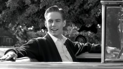 What's the commotion - Pleasantville
