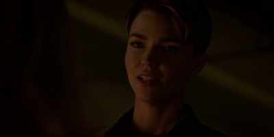 What's the endgame, Alice?
Why'd you save Mary? - Batwoman