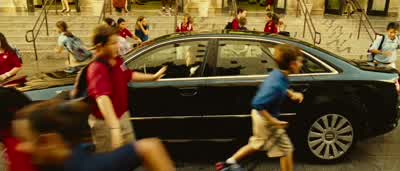 Hey! Hey! The game, the game, the game! What's the first rule when entering a man's car? - Respect a - Transporter 2