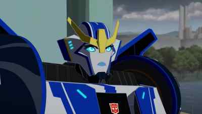 What's
the lieutenant doing? - Transformers: Robots In Disguise