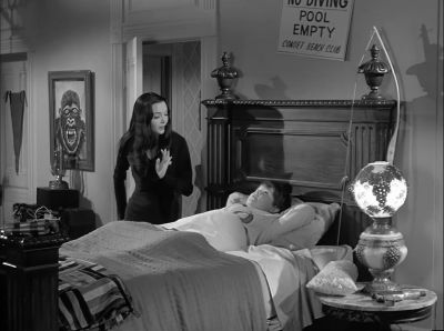 What's the matter, darling,
can't you sleep? - The Addams Family