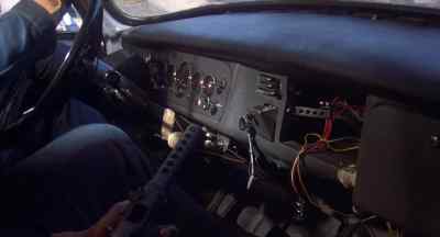 What's the matter, Henry? Can't you drive? - Across 110th Street