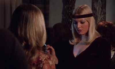 - What's the matter?
- Nothing. - Straight On Till Morning