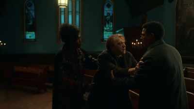 - What's the matter?
- Spirits are after his soul. - Guillermo del Toro's Cabinet of Curiosities