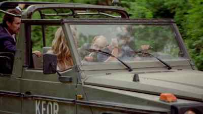 - {*What's the matter?}Why are we stopping?
- Shut up. - Strike Back