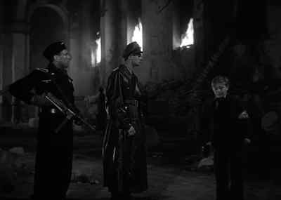 WHAT'S THE MATTER WITH YOU?
NOTHING.
NOTHING. - Decision Before Dawn