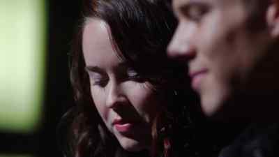 What's the mother like? - Stargate Universe