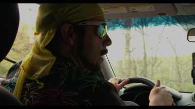 -What's the plan?
-Just keep driving, - Crackcoon