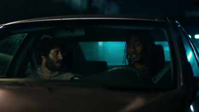 -What's the plot, fool?
-(engine starts) - DAVE