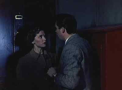 - What's the time?
- Three minutes past. - Doctor in the House