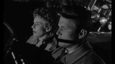 What's the trouble, Officer? - Kiss Me Deadly