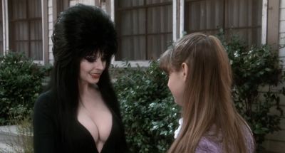 What's there to do for fun around here - Elvira: Mistress of the Dark