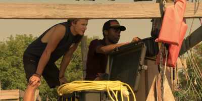 - What's this?
- Don't touch that. - Outer Banks