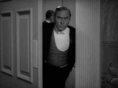 - What's this?
- Why don't you look where you're goin'? - The Lady Eve