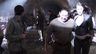 What's up, baby?
Hey. - Death Race: Inferno