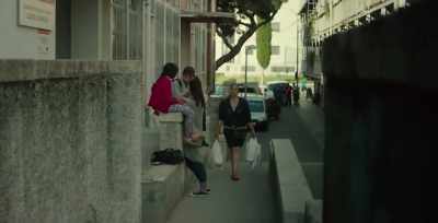 - What's up? Been shopping?
- Yes, loaded down like a mule. - Carmen & Lola