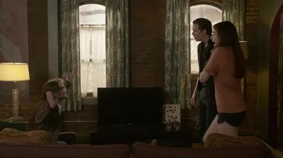 - What's up?
- Birthday. - Hemlock Grove