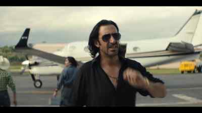 -What's up?
-Good afternoon. - Narcos: Mexico