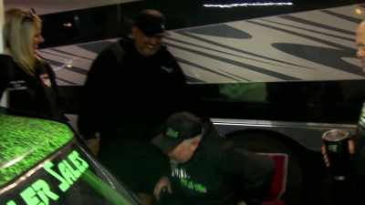 -What's up? Good job, man.
-Yeah. - Street Outlaws No Prep Kings Team Attack