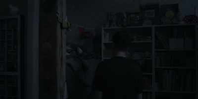 - What's up?
- I had a bad dream. - Drifter