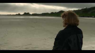 - What's up?
- [Marian]
What are you doing? - Say Nothing