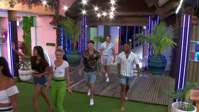 >> WHAT'S UP, WHAT'S UP? - Love Island