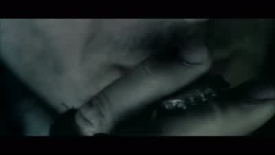 - What's with the bottle cap? - Alien vs  Predator