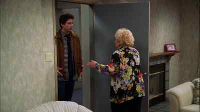 What's wrong?
Hi, honey. - Everybody Loves Raymond