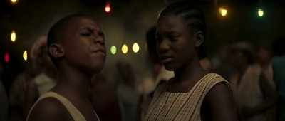 - What's wrong?
- Him face look familiar. - Yardie