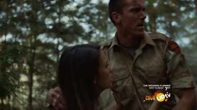 -What's wrong?
-My leg. - Romance in the Wilds