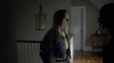 - What's wrong?
- Nothing. Let's... let's go. - Eli Roth Presents: A Ghost Ruined My Life