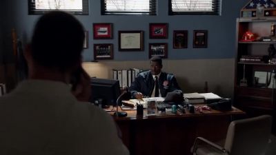 - What's wrong? - Chicago Fire