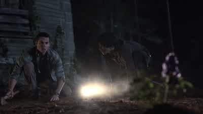 - What's wrong? - Teen Wolf