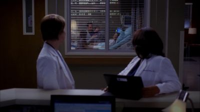 What's wrong with your face? - Grey's Anatomy