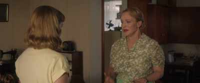 What's wrong with “lesley?”
Lesley's a lovely name. - Ladies in Black