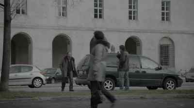 - What's wrong with you? Stay still.
- Let go. - The Bridge