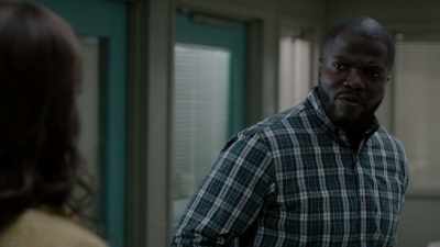 - What's wrong?
- You know that guy - Good Girls