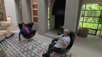 -- Whee!
--SANDI LAUGHS - Extraordinary Escapes with Sandi Toksvig