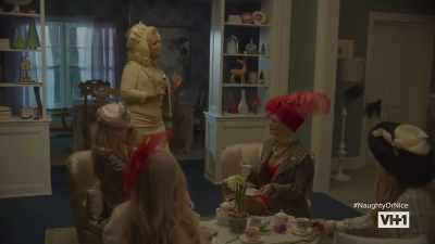- [wheels clanking] - The Bitch Who Stole Christmas