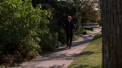 (wheels creaking) - The X-Files