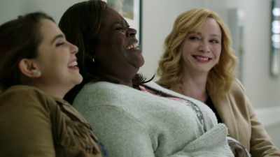 - [wheezing laughing]
Raisin cave. - Good Girls