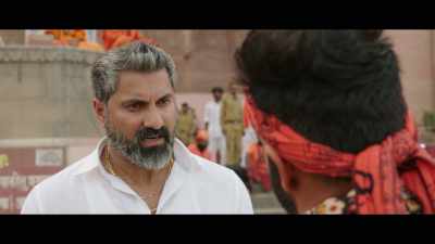 When a tall man beats a short man - iSmart Shankar