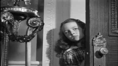 When you are a housekeeper's daughter - The Locket