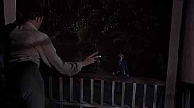 - When are we leaving?
- Tomorrow morning. - Duel on the Mississippi