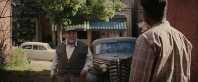 When it come to my money, - Fences