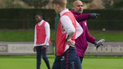 When he comes, you always stay behind him.
You know? - All or Nothing: Manchester City