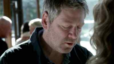 - When did you get back?
- Couple of hours ago. - Wallander